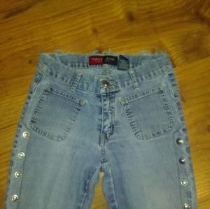 Younique jeans sz 1 w/silver side accents